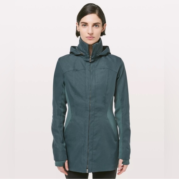 Lululemon Like A Glove Jacket - Size 0, Colour: Teal Shadow - Picture 1 of 11